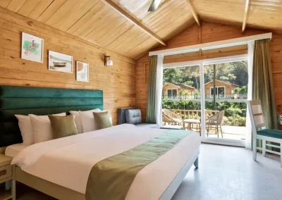 Cottages & Family Rooms